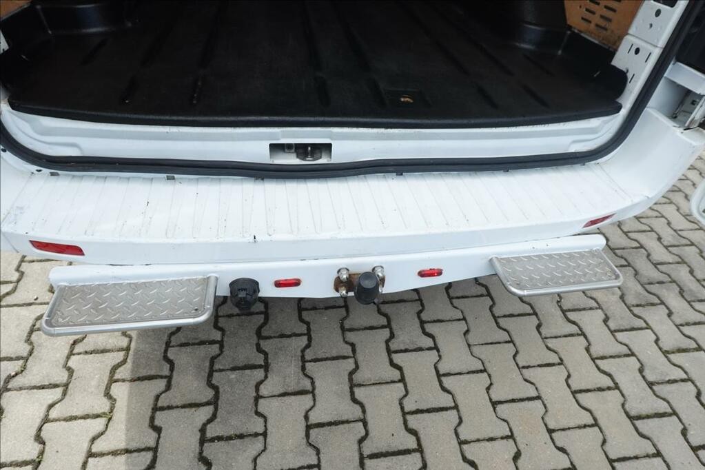 Ford Transit 2, 0 TDCi  L3H3 6MÍST KLIMA SERVISKA