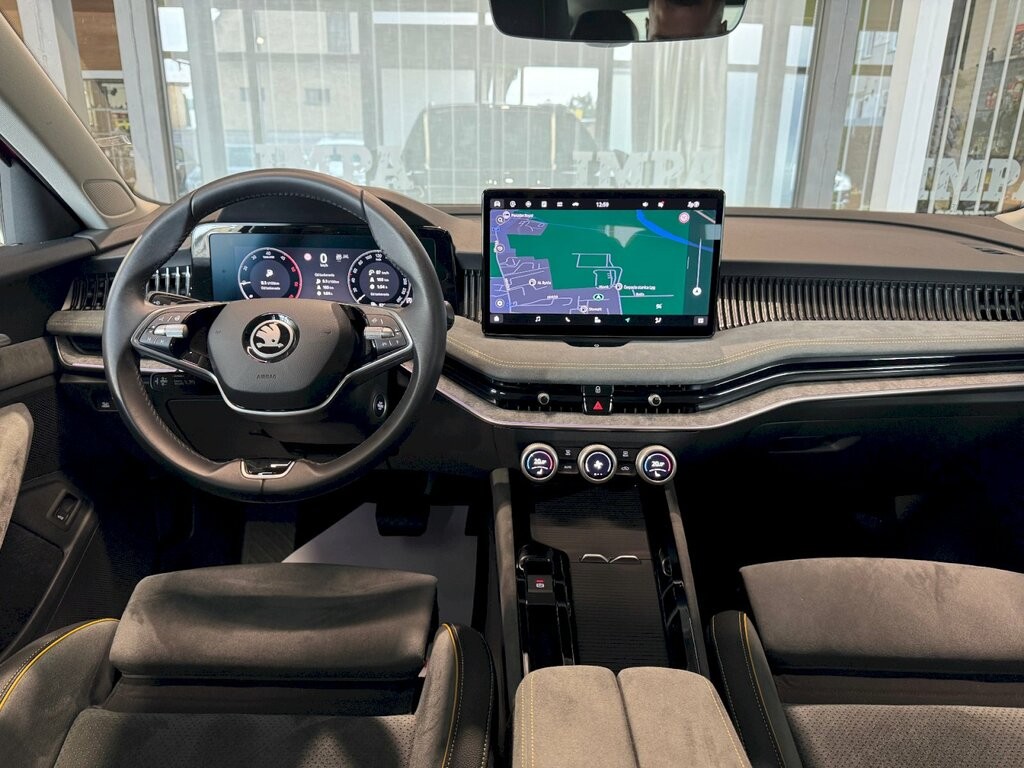 Škoda Superb Combi Selection 2.0 TDI