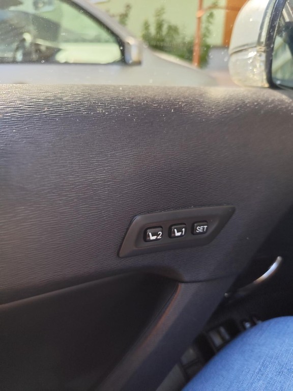 Toyota Avensis Combi Combi 110kw Automat