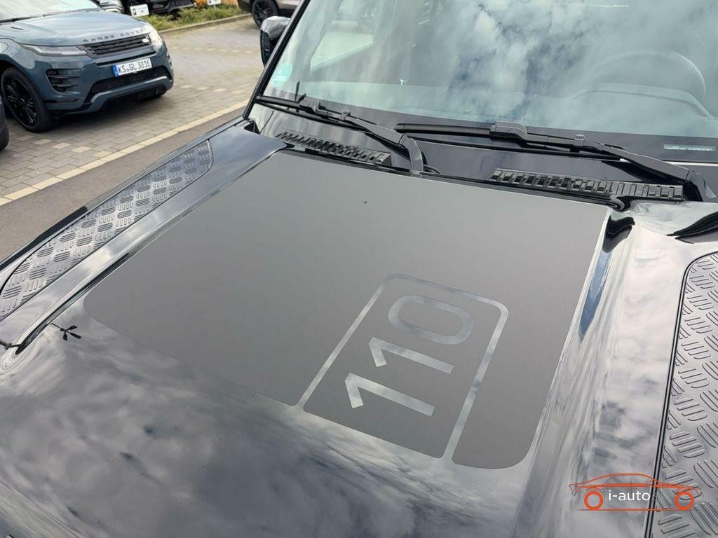 Land Rover Defender 110 3.0 Diesel D250 X-Dynamic HSE