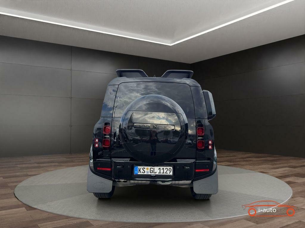 Land Rover Defender 110 3.0 Diesel D250 X-Dynamic HSE