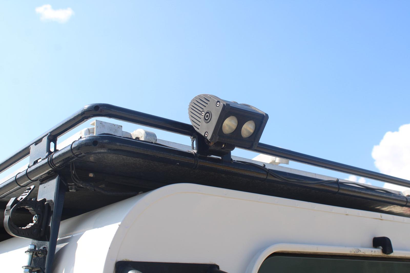 Land Rover Defender 2,4 TDCi 90 kW 110 SW 4x4