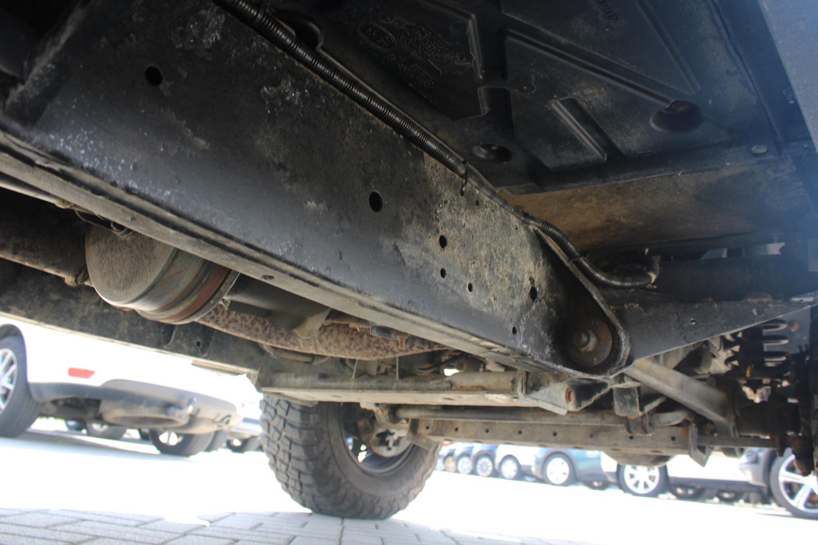 Land Rover Defender 2,4 TDCi 90 kW 110 SW 4x4