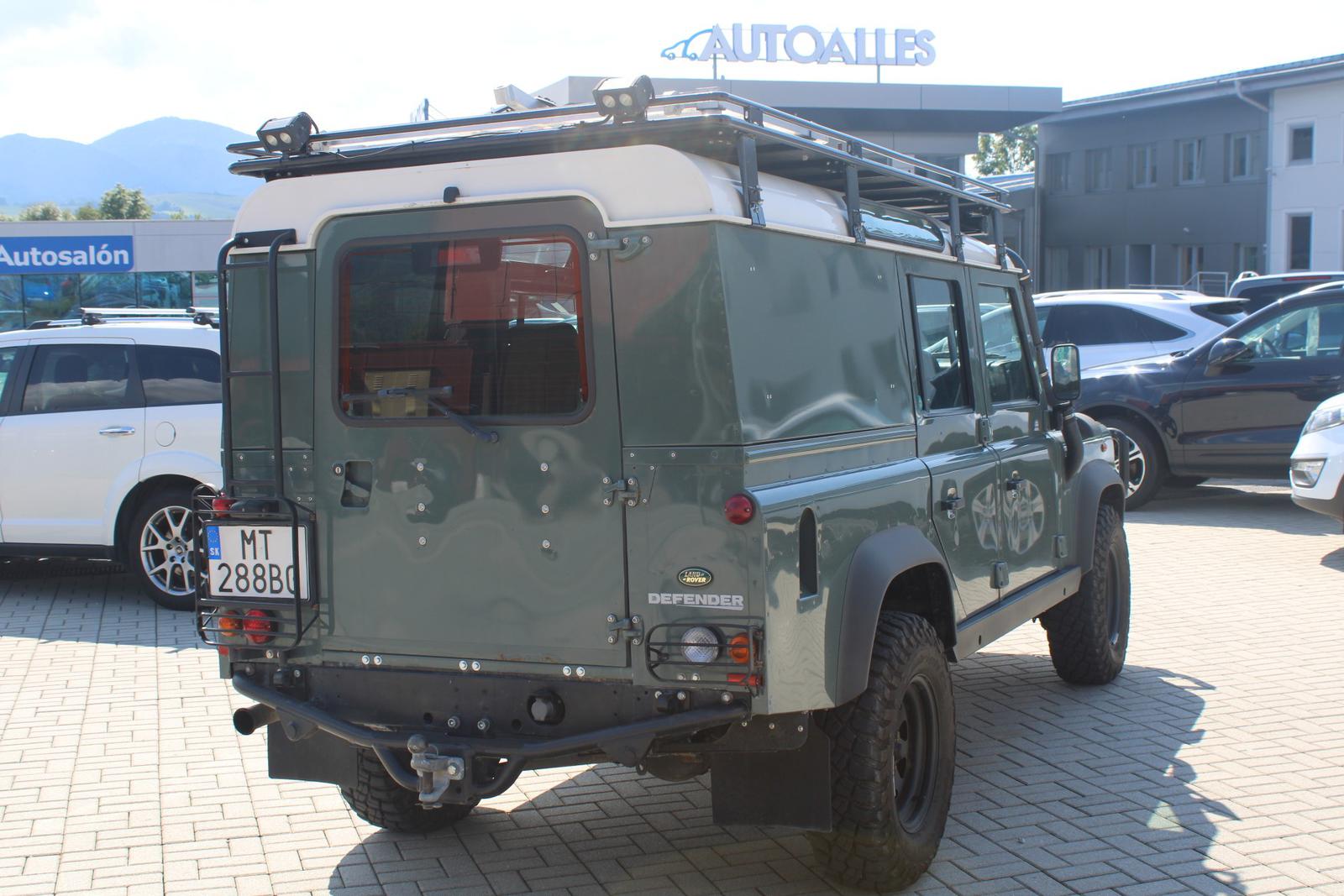 Land Rover Defender 2,4 TDCi 90 kW 110 SW 4x4