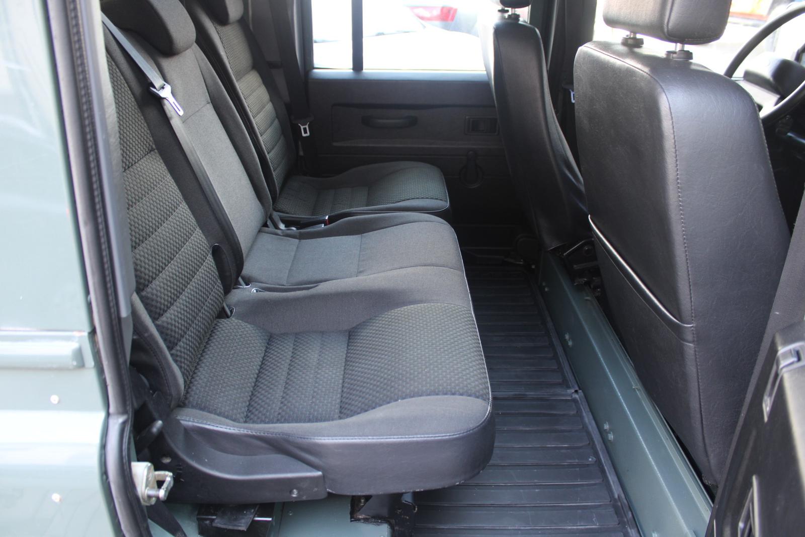 Land Rover Defender 2,4 TDCi 90 kW 110 SW 4x4