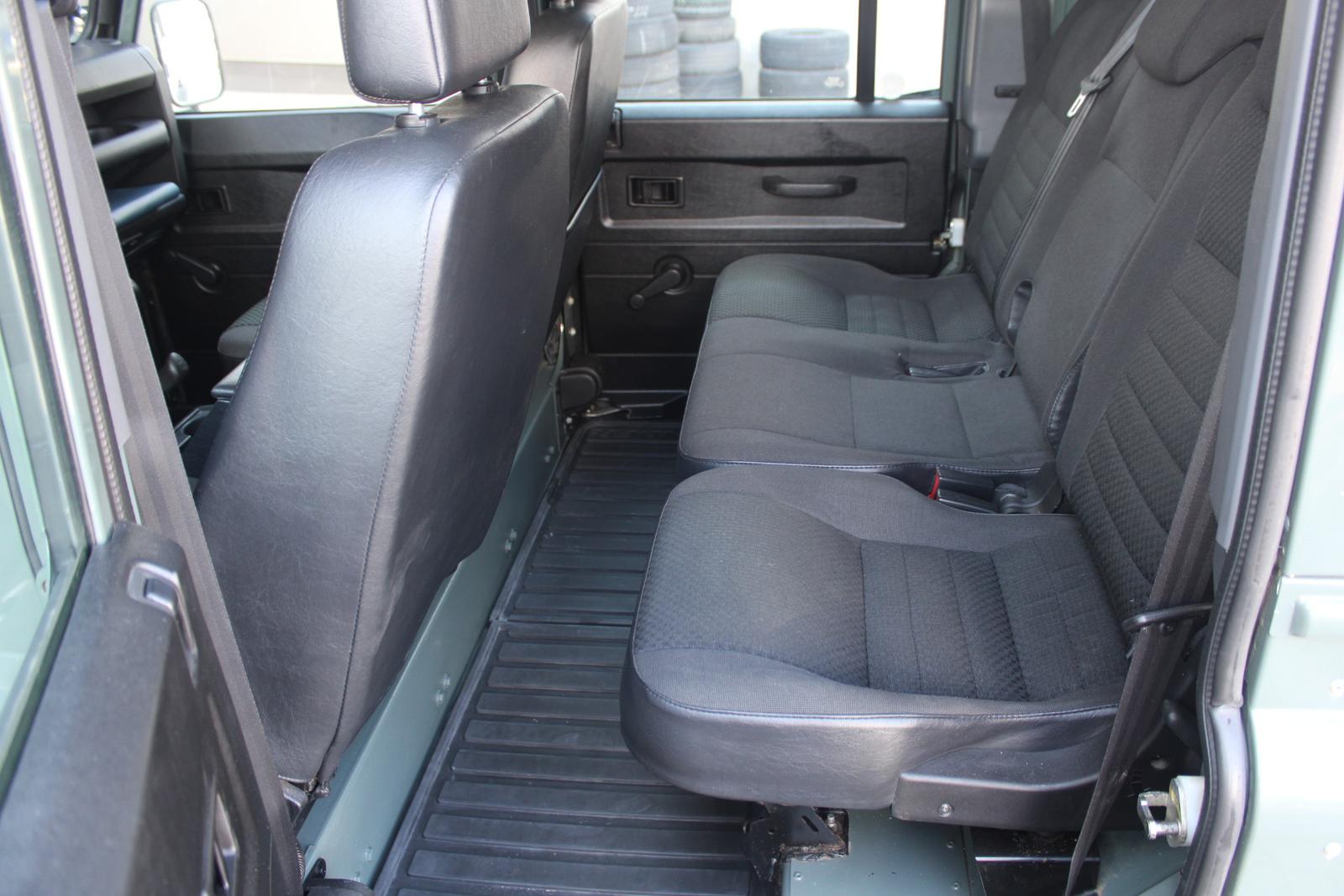 Land Rover Defender 2,4 TDCi 90 kW 110 SW 4x4