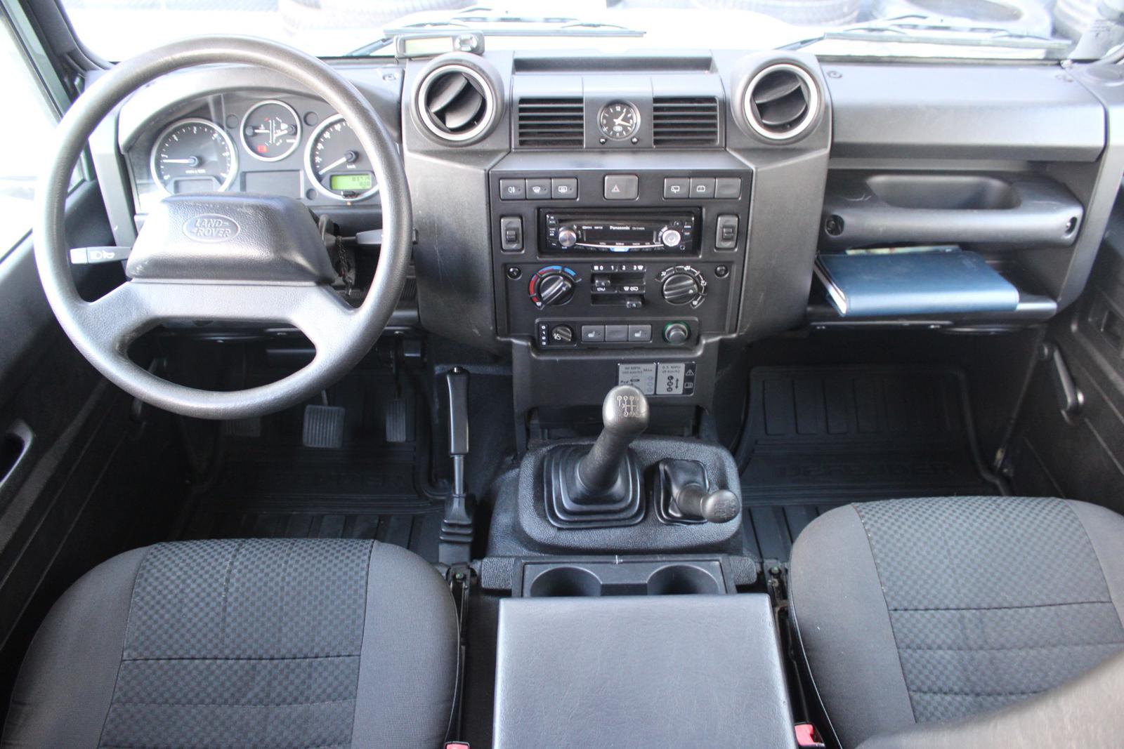 Land Rover Defender 2,4 TDCi 90 kW 110 SW 4x4