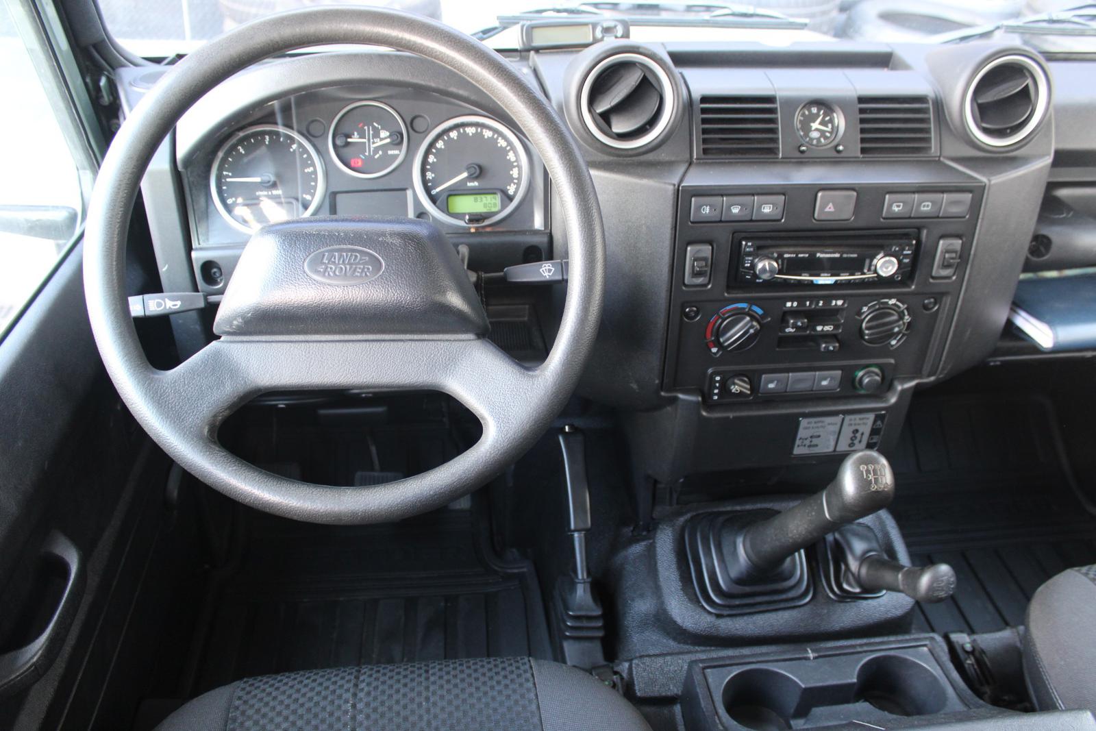 Land Rover Defender 2,4 TDCi 90 kW 110 SW 4x4