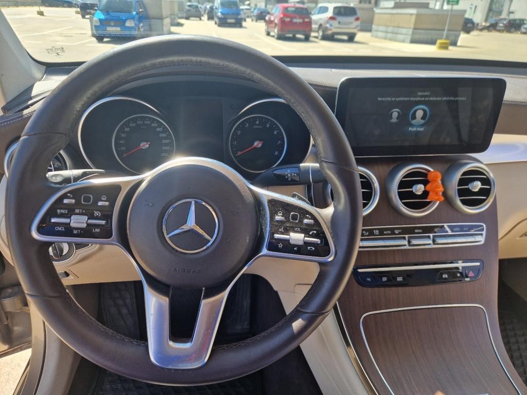 Mercedes GLC 200 4MATIC A/T