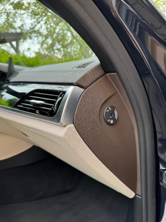 BMW M5 50i xDrive A/T