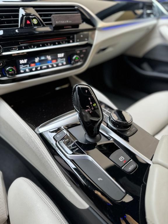 BMW M5 50i xDrive A/T