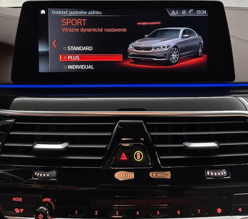 BMW M5 50i xDrive A/T