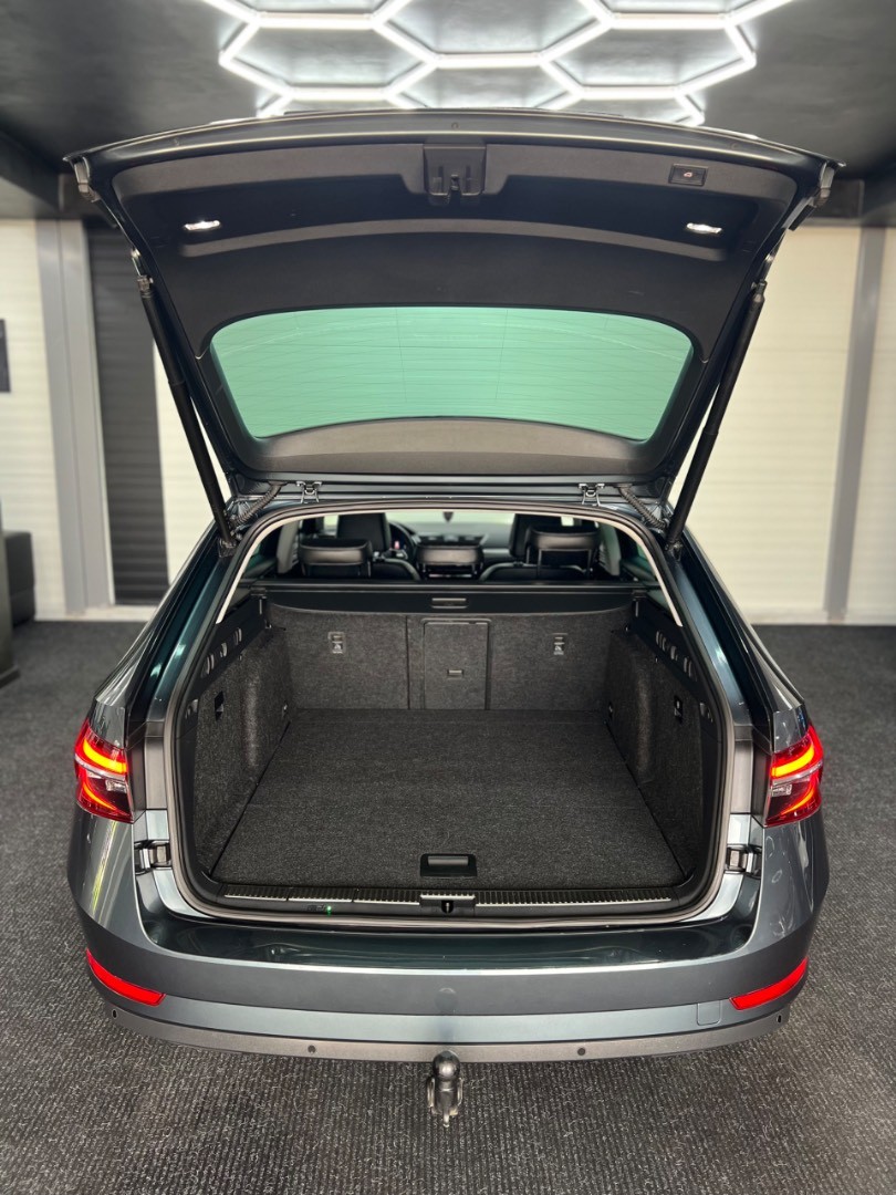 Škoda Superb Combi 2.0 TDI SCR Style DSG