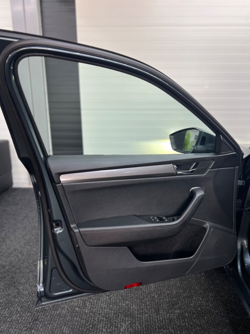 Škoda Superb Combi 2.0 TDI SCR Style DSG