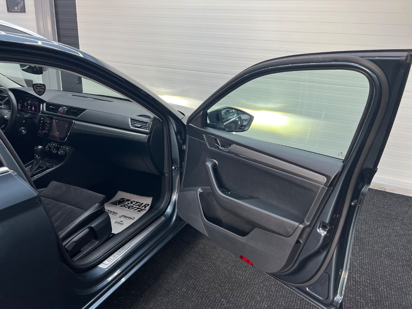 Škoda Superb Combi 2.0 TDI SCR Style DSG