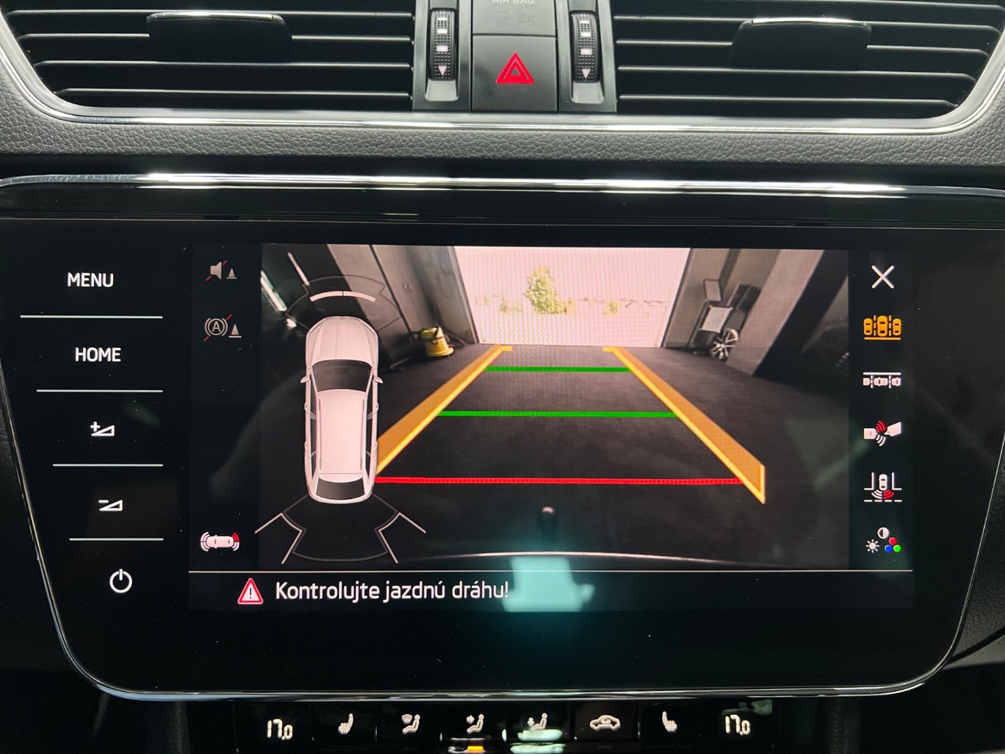 Škoda Superb Combi 2.0 TDI SCR Style DSG