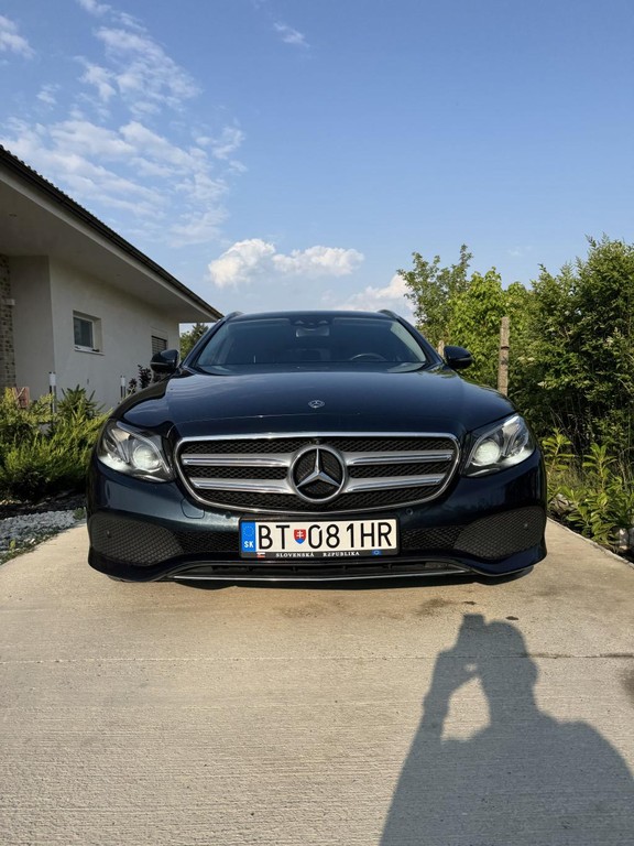 Mercedes E trieda 220 d A/T