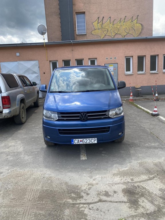 Volkswagen T6 Caravelle Van 103kw Automat
