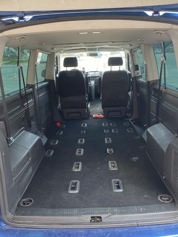 Volkswagen T6 Caravelle Van 103kw Automat