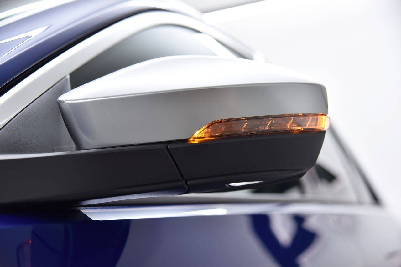 Volkswagen T-Roc 2.0 TSI R 4Motion DSG, LED, Kamera, Ťažné, Virtual, ACC, Mŕtvy Uhol