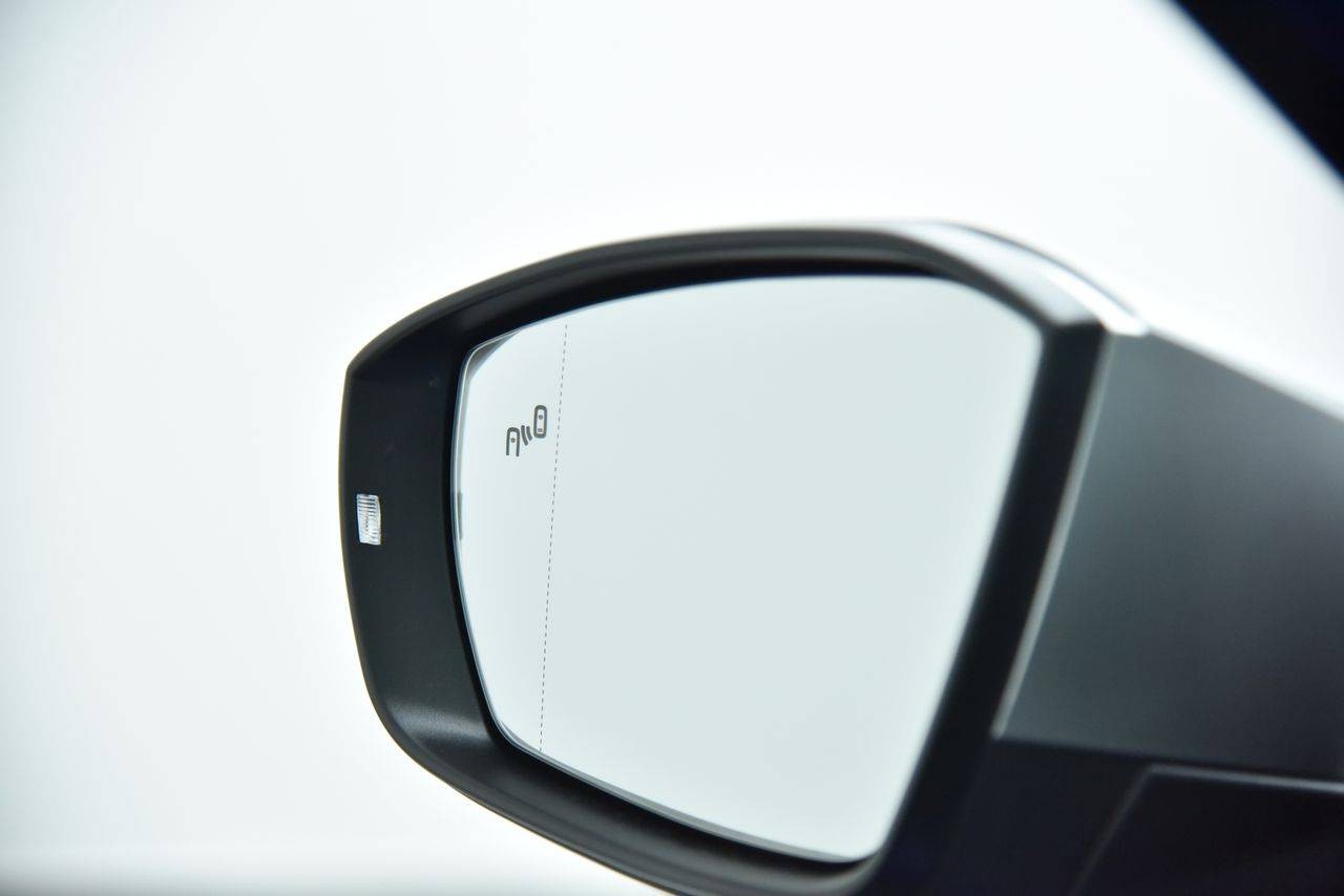 Volkswagen T-Roc 2.0 TSI R 4Motion DSG, LED, Kamera, Ťažné, Virtual, ACC, Mŕtvy Uhol