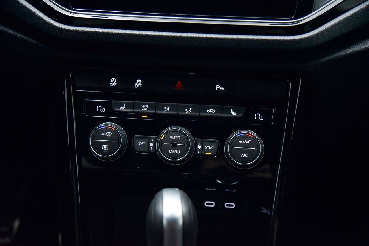 Volkswagen T-Roc 2.0 TSI R 4Motion DSG, LED, Kamera, Ťažné, Virtual, ACC, Mŕtvy Uhol