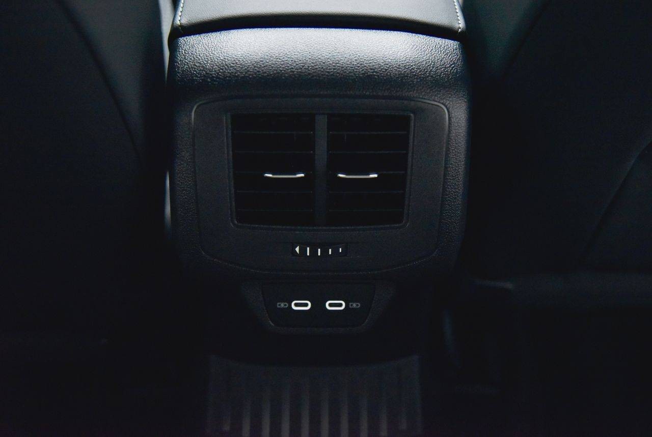 Volkswagen T-Roc 2.0 TSI R 4Motion DSG, LED, Kamera, Ťažné, Virtual, ACC, Mŕtvy Uhol