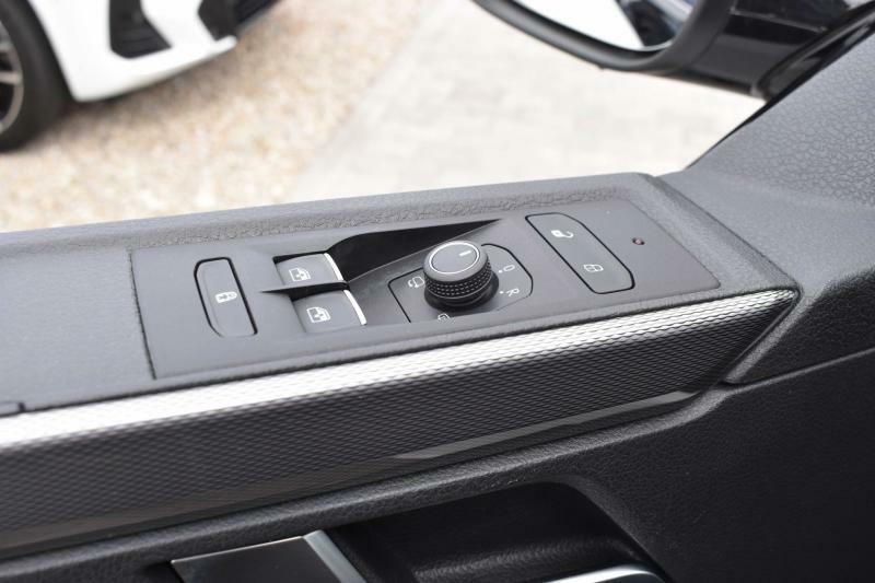 Volkswagen Multivan 2.0TDI*BULLI*TAŽNÉ*WEBASTO*ČR*