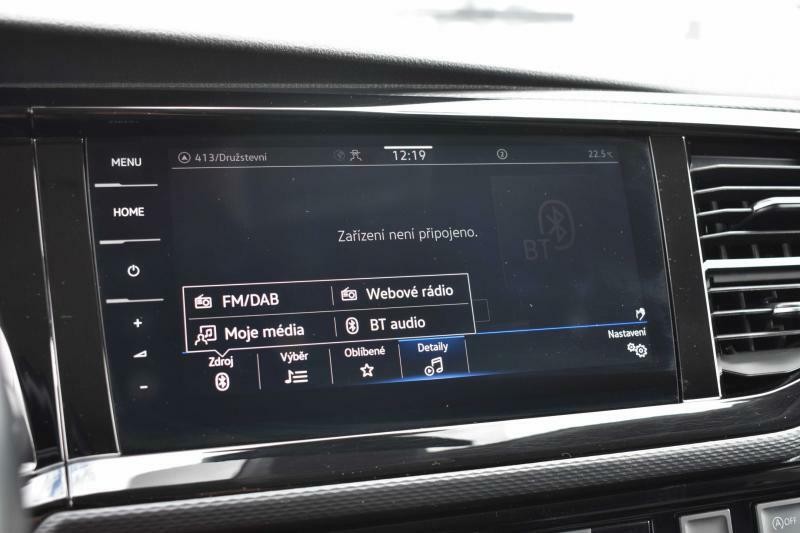 Volkswagen Multivan 2.0TDI*BULLI*TAŽNÉ*WEBASTO*ČR*