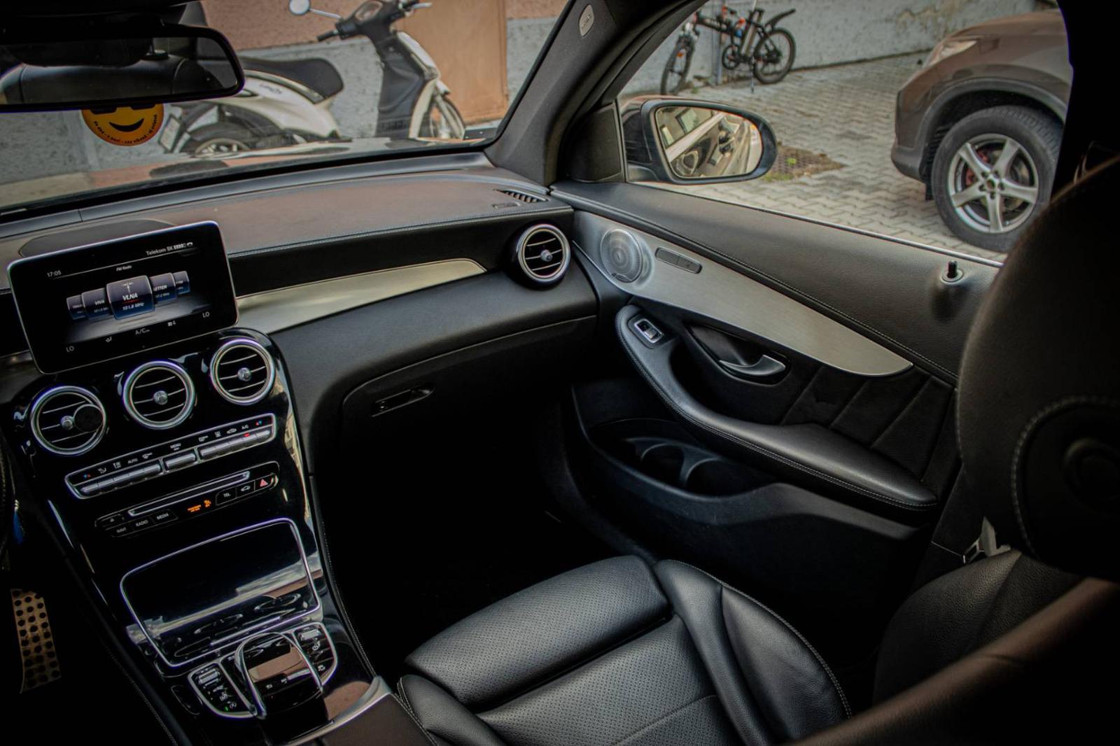 Mercedes-Benz GLC SUV 250d 4MATIC A/T