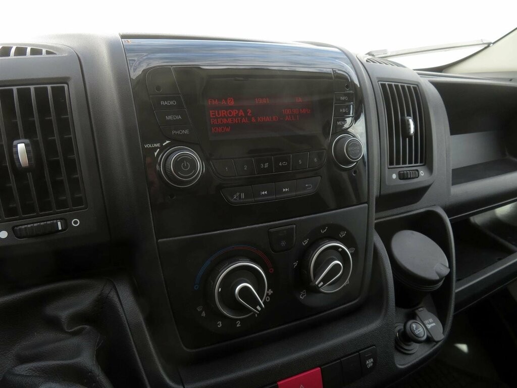 Citroen Jumper 2.2 BlueHDi ydr. čelo, L4H2, Furgon, 4-35