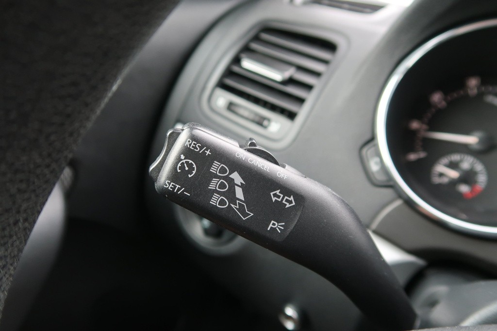 Skoda Yeti 1.2 TSI Automat, Serv.kniha, Tempomat