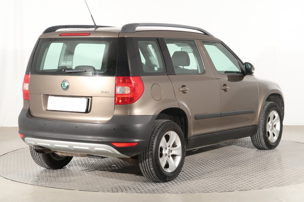 Skoda Yeti 1.2 TSI Automat, Serv.kniha, Tempomat