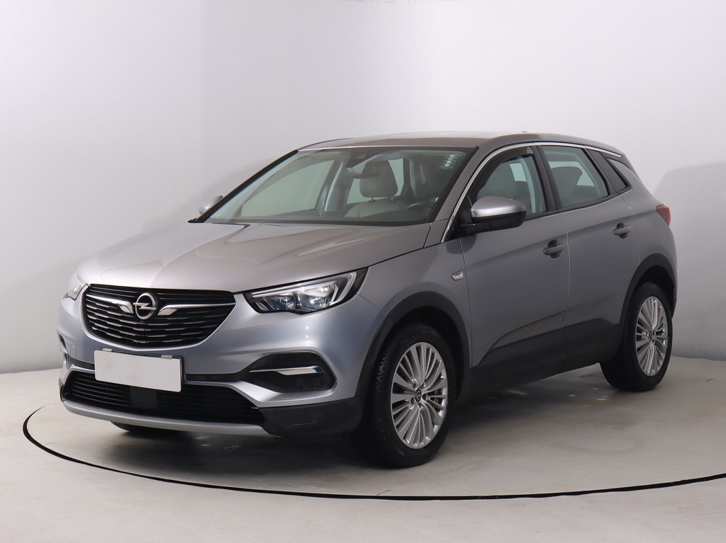 Opel Grandland 1.2 Turbo Koža, Tempomat, Park. senzory