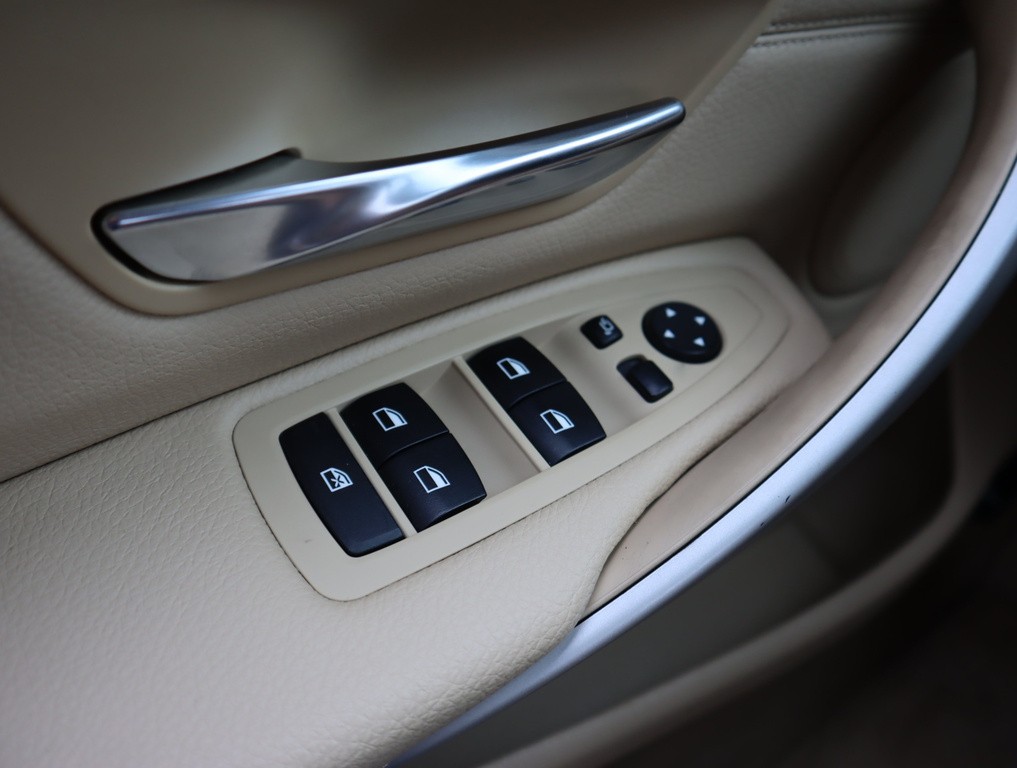 BMW 4 Gran Coupe 420d xDrive Automat, Serv.kniha, Koža, Xenóny