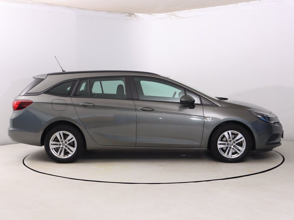 Opel Astra 1.6 CDTI Automat, Serv.kniha, Tempomat