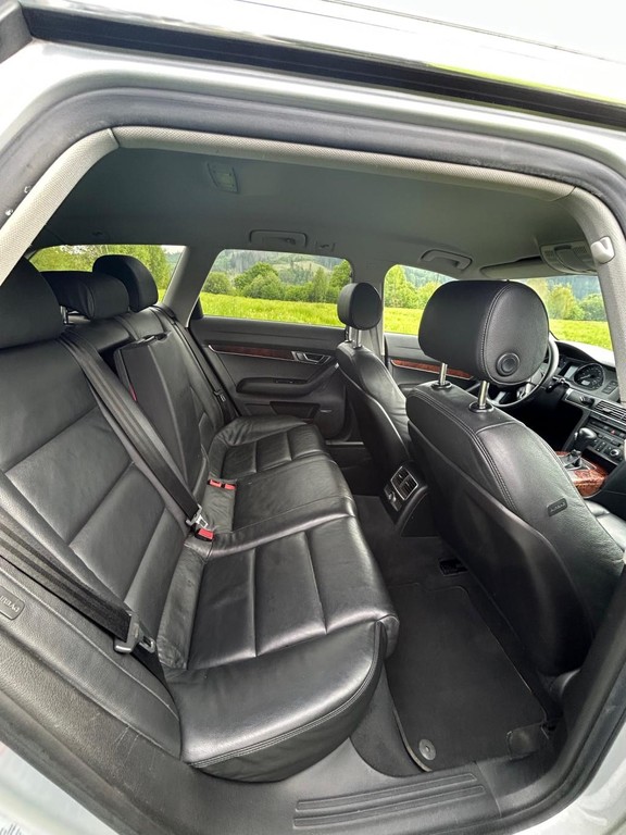 Audi A6 Avant 3.0 TDI quattro tiptronic