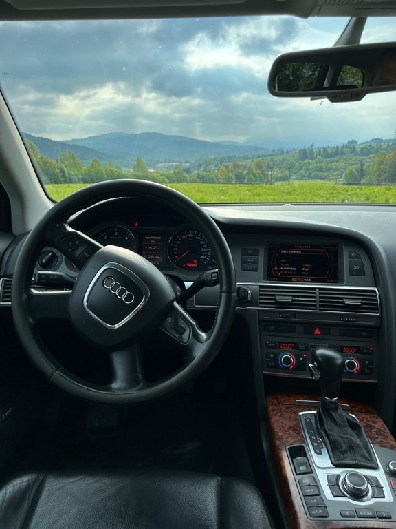 Audi A6 Avant 3.0 TDI quattro tiptronic