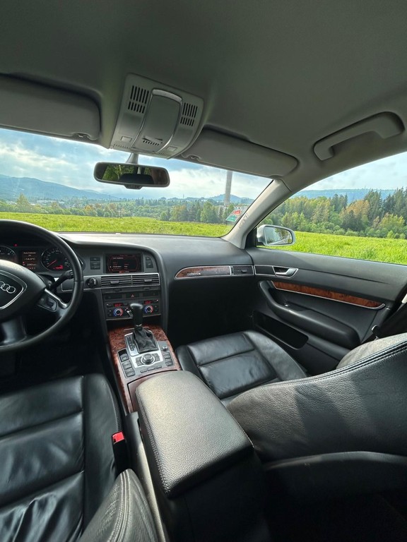 Audi A6 Avant 3.0 TDI quattro tiptronic