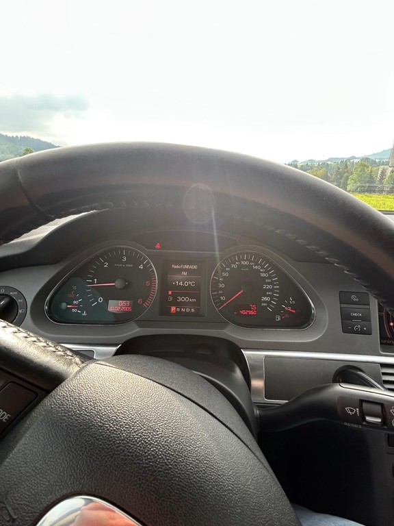 Audi A6 Avant 3.0 TDI quattro tiptronic