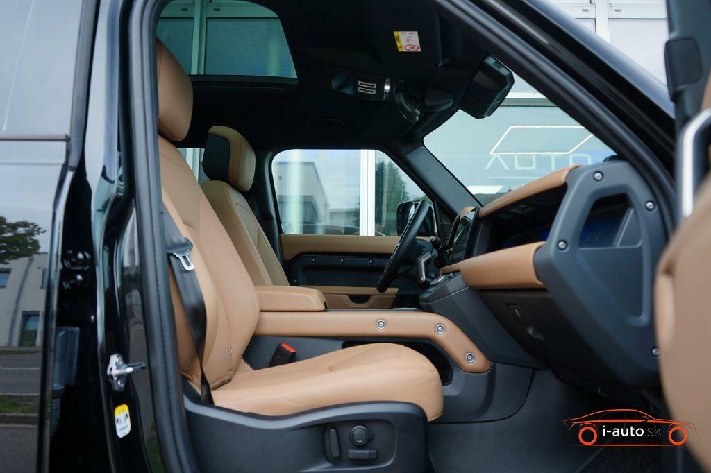 Land Rover Defender 110 D250 X-DYNAMIC SE