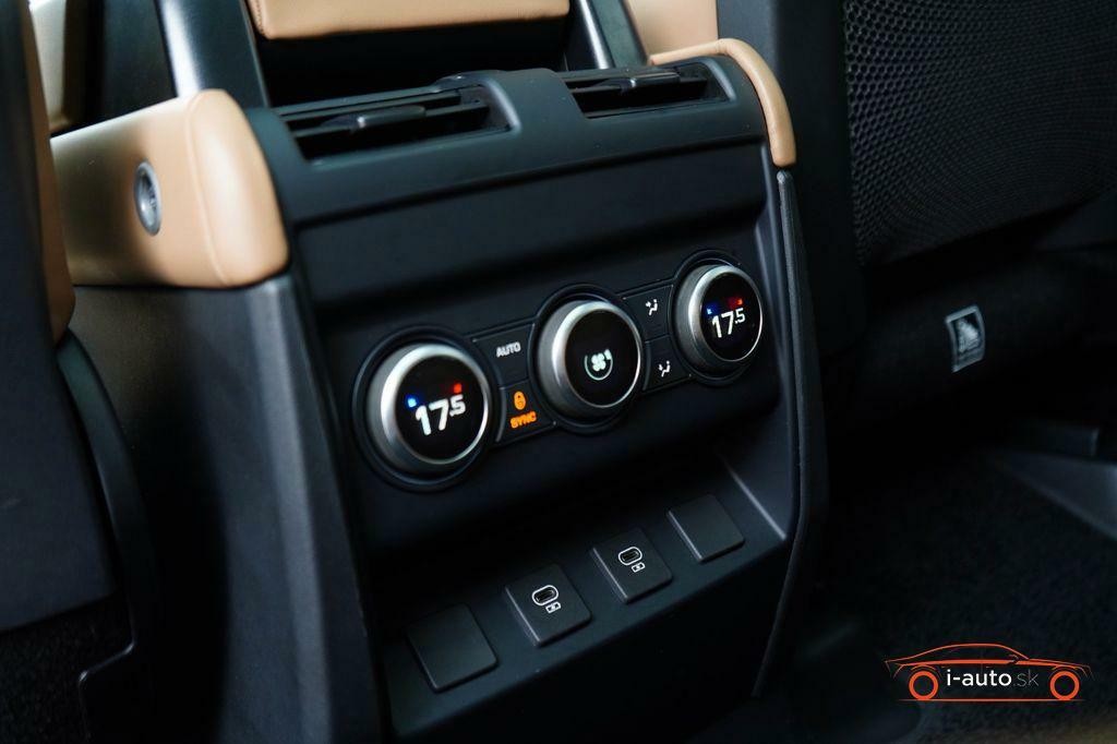 Land Rover Defender 110 D250 X-DYNAMIC SE