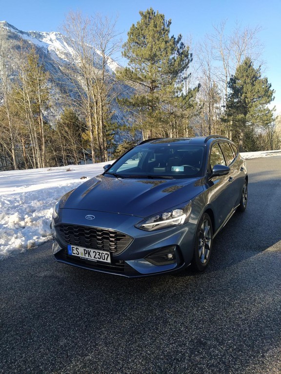 Ford Focus Kombi 2.0 TDCi EcoBlue ST Line A/T