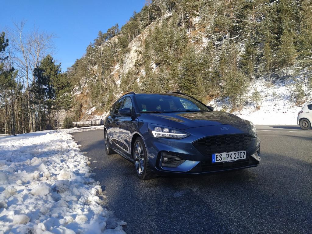 Ford Focus Kombi 2.0 TDCi EcoBlue ST Line A/T