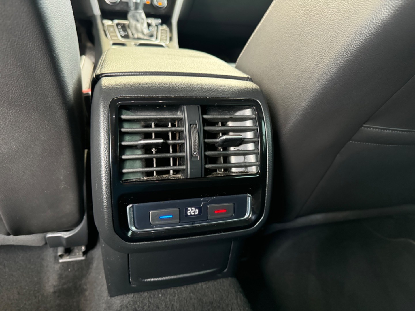 Volkswagen Passat Variant 2.0 TDI Elegance 4Motion DSG