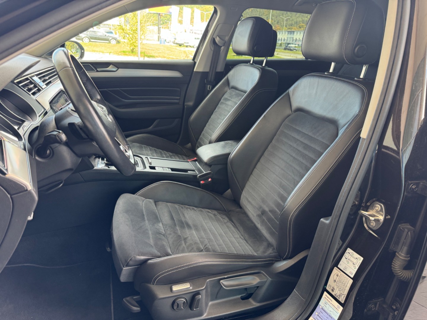 Volkswagen Passat Variant 2.0 TDI Elegance 4Motion DSG