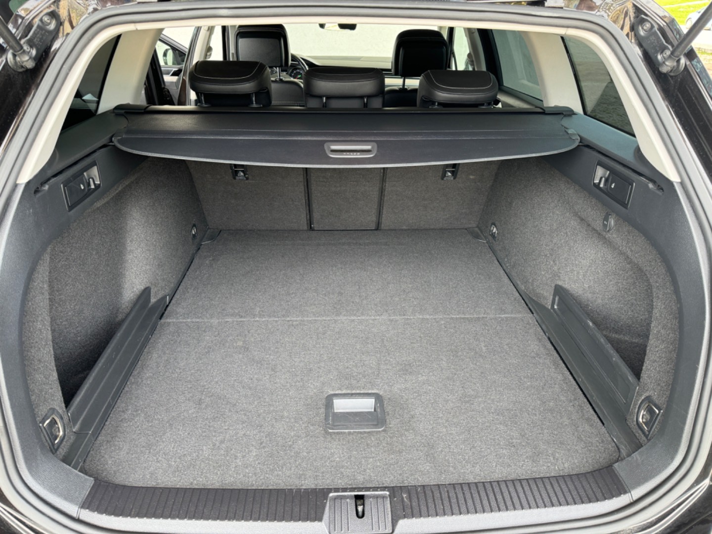 Volkswagen Passat Variant 2.0 TDI Elegance 4Motion DSG