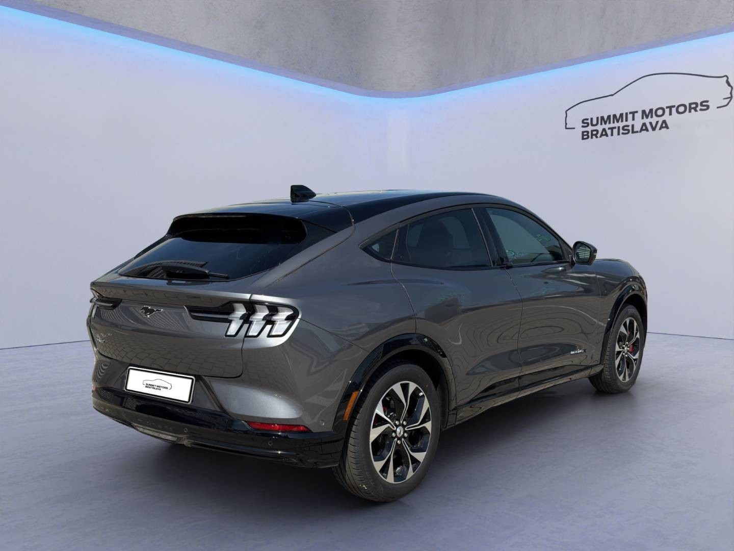 Ford Mustang Mach-E 98,7kWh Premium AWD MAX