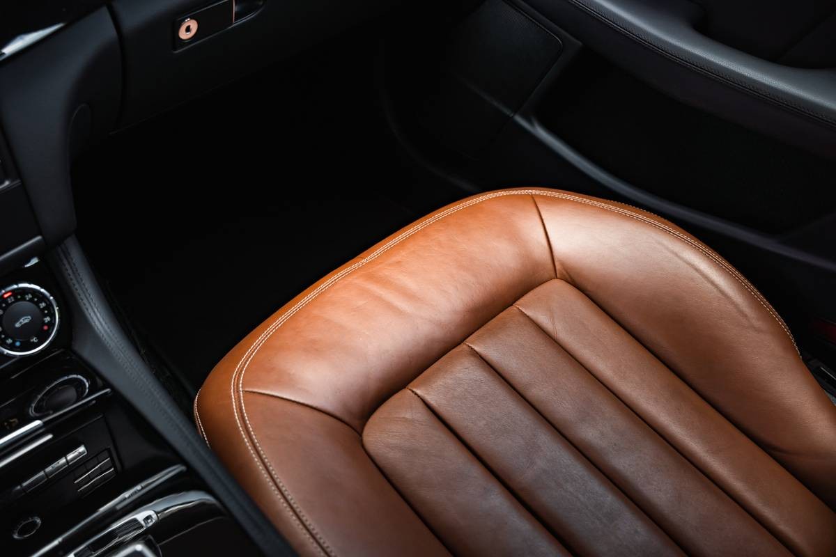 Mercedes-Benz CLS Kupé AMG Line / Multibeam LED / Distronic+ / Comand Online / TOP