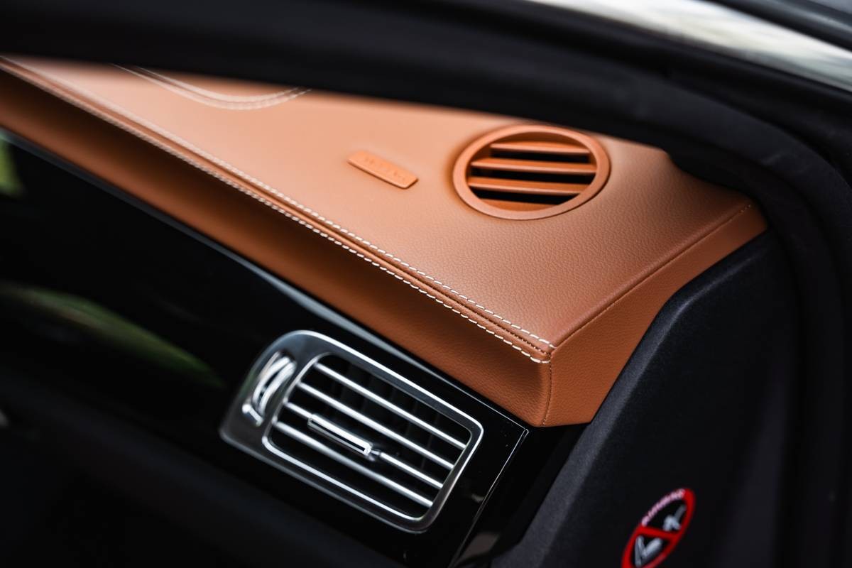 Mercedes-Benz CLS Kupé AMG Line / Multibeam LED / Distronic+ / Comand Online / TOP